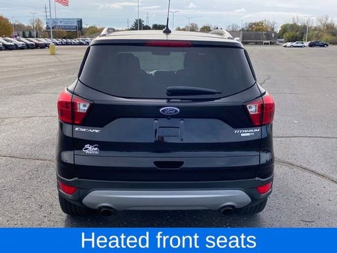 Used 2019 Ford Escape Titanium image 5
