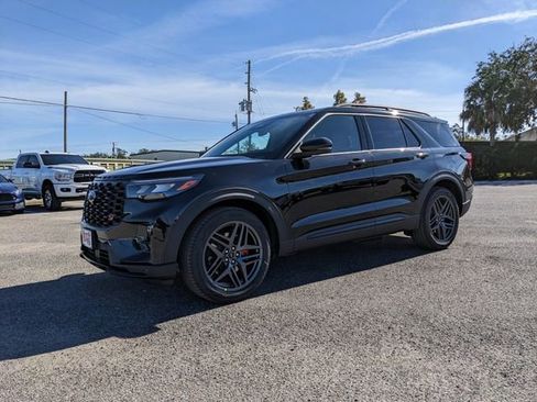 New 2026 Ford Explorer ST w/ Sun And Sound Package image 8