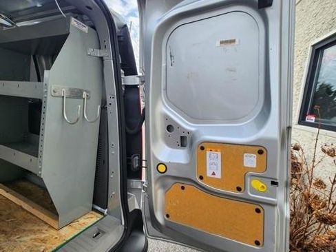 Used 2019 Ford Transit Connect XLT image 25