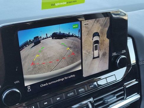 Used 2025 Nissan Pathfinder Platinum w/ Cargo Package image 33