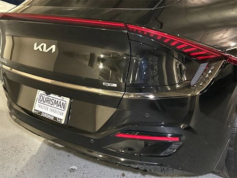 Used 2023 Kia EV6 GT-Line w/ GT-Line Suede Seat Package image 6