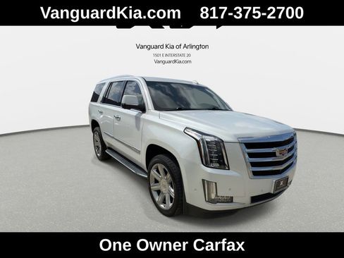 Used 2020 Cadillac Escalade Luxury AWD/4WD image 2