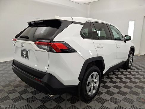 Used 2022 Toyota RAV4 LE image 23
