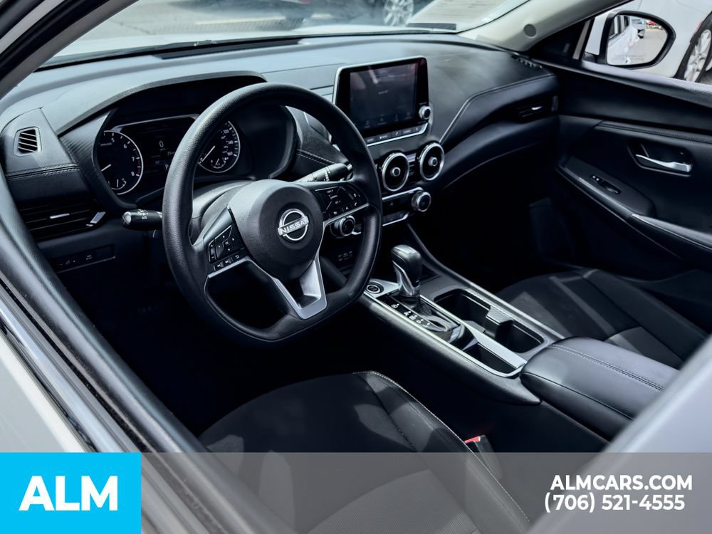 Used 2024 Nissan Sentra SV FWD image 9