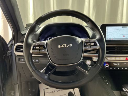 Used 2022 Kia Telluride SX w/ SX Prestige Package image 23