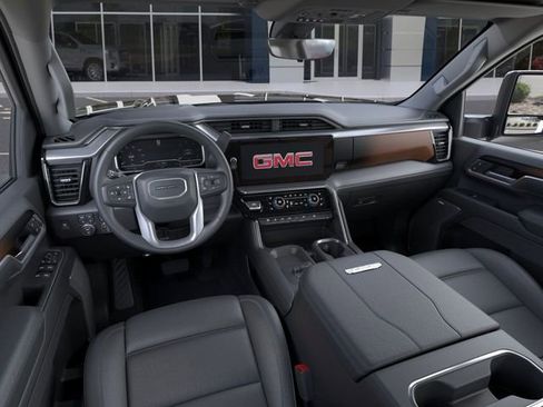 New 2025 GMC Sierra 2500 Denali w/ Denali Reserve Package image 15