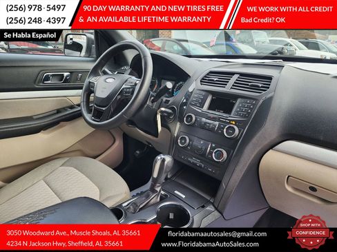 Used 2018 Ford Explorer XLT image 10