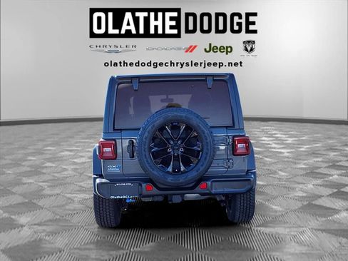 Used 2022 Jeep Wrangler Unlimited Sahara image 27