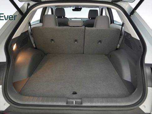 Used 2024 Hyundai Ioniq 5 SEL RWD image 8