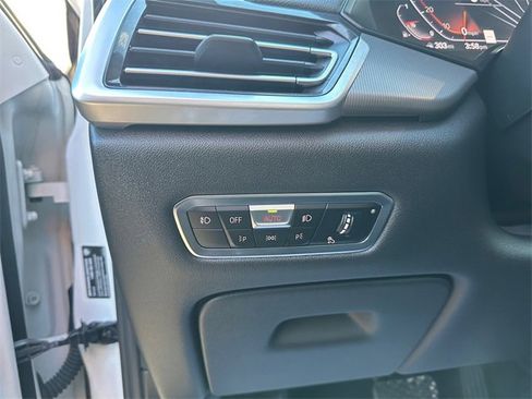 Used 2020 BMW X5 xDrive40i w/ Convenience Package image 21