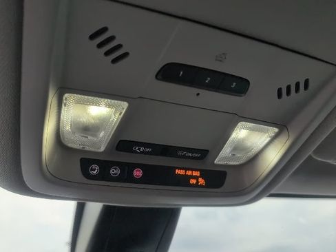 Used 2024 Chevrolet Blazer LT w/ Convenience Package FWD image 33