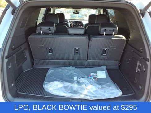 New 2026 Chevrolet Traverse High Country w/ LPO, Floor Liner Package image 4