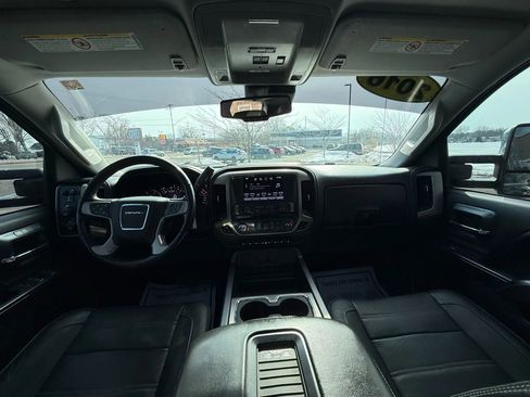 Used 2016 GMC Sierra 2500 Denali w/ Duramax Plus Package image 16