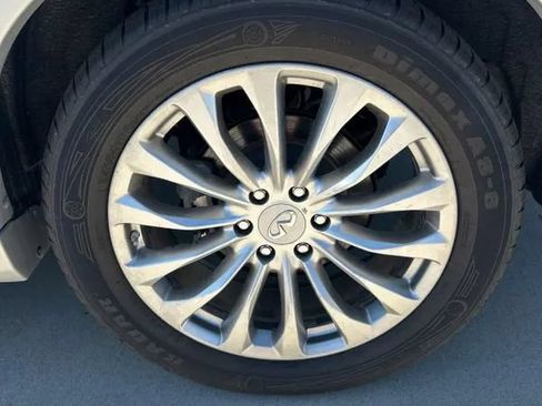 Used 2015 INFINITI QX80 2WD image 11