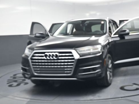Used 2018 Audi Q7 2.0T Premium Plus w/ Premium Plus Package image 22