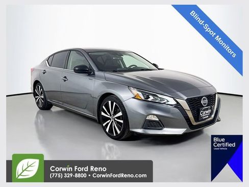 Used 2020 Nissan Altima 2.5 SR image 1