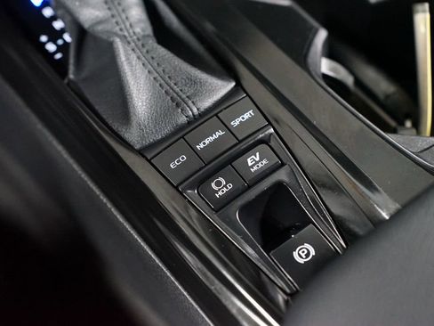 Certified 2025 Toyota Camry LE image 22