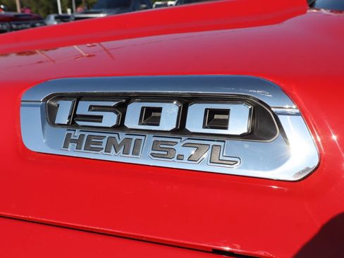 Used 2020 RAM 1500 Big Horn AWD/4WD image 4