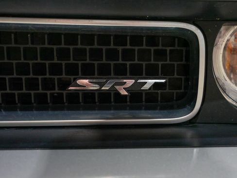 Used 2009 Dodge Challenger SRT8 RWD image 22