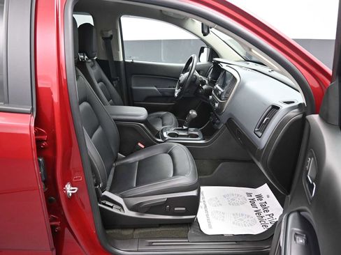 Used 2018 Chevrolet Colorado Z71 image 12