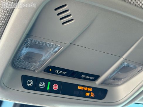 Used 2022 Chevrolet Malibu LT image 23