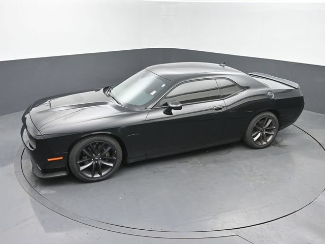 Used 2022 Dodge Challenger R/T RWD image 32