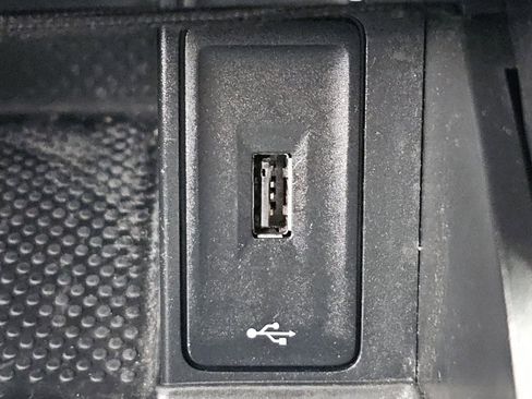 Used 2019 Volkswagen Golf S image 13