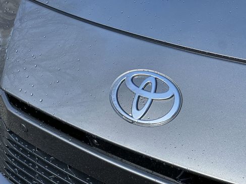 New 2026 Toyota Camry XLE image 11