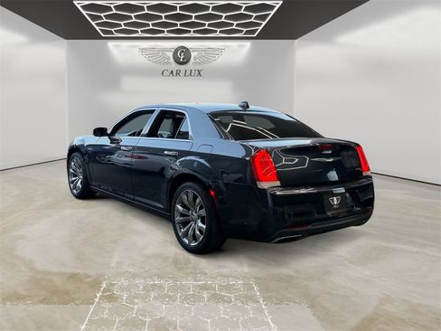 Used 2016 Chrysler 300 C w/ Safetytec Plus Group image 3