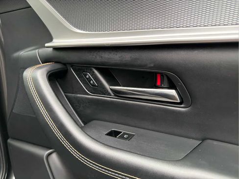 Used 2024 MAZDA CX-90 3.3 Turbo w/ Preferred Plus image 31