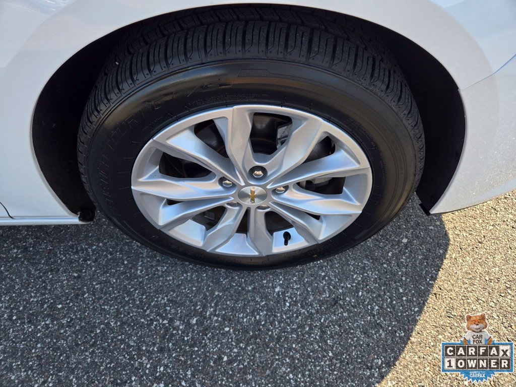 Used 2025 Chevrolet Malibu LT FWD image 10