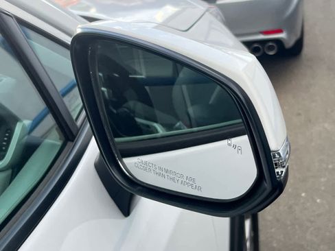 Used 2022 Toyota RAV4 XLE w/ XLE Grade Weather Package image 16