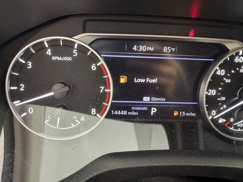 Used 2023 Nissan Rogue SV w/ SV Premium B Package FWD image 4