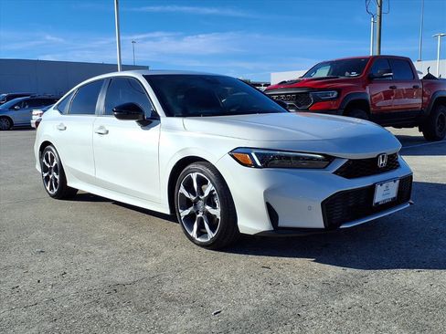 Certified 2025 Honda Civic Sport Touring image 2