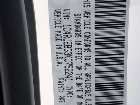 Used 2019 Jeep Grand Cherokee Limited image 28