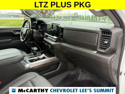 Used 2023 Chevrolet Silverado 1500 LTZ AWD/4WD image 36