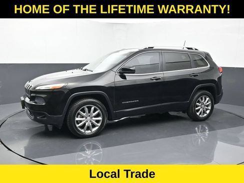 Used 2018 Jeep Cherokee Limited AWD/4WD image 3