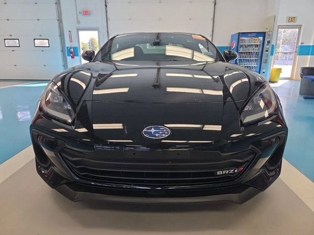 Used 2025 Subaru BRZ tS w/ Popular Package 2 RWD image 5