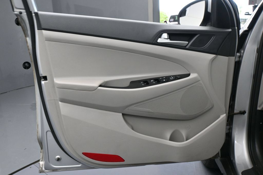 Used 2020 Hyundai Tucson SE FWD image 24