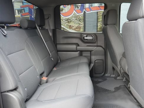 Used 2021 GMC Sierra 1500 4x4 Crew Cab w/ Sierra Value Package image 11