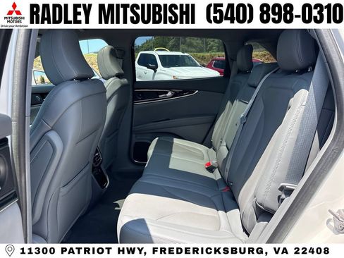 Used 2021 Lincoln Nautilus Reserve w/ Equipment Group 201A FWD image 12