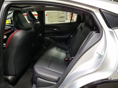 New 2026 Toyota Prius Plug-In Hybrid FWD image 6