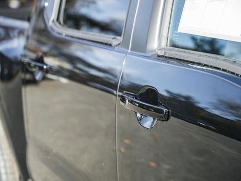 New 2026 Nissan Frontier SV w/ SV Convenience Package image 13