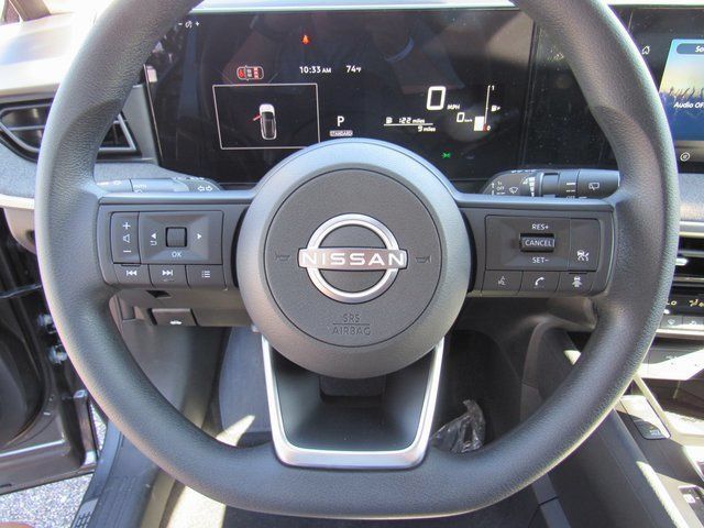 Used 2026 Nissan Kicks SV w/ Illumination Package FWD image 17