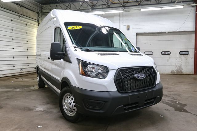 Used 2025 Ford Transit 250 148 High Roof AWD image 3