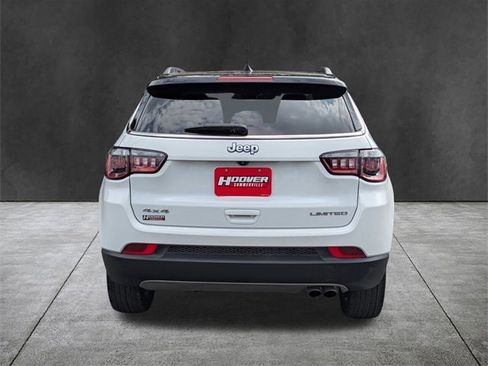 Used 2022 Jeep Compass Limited image 5