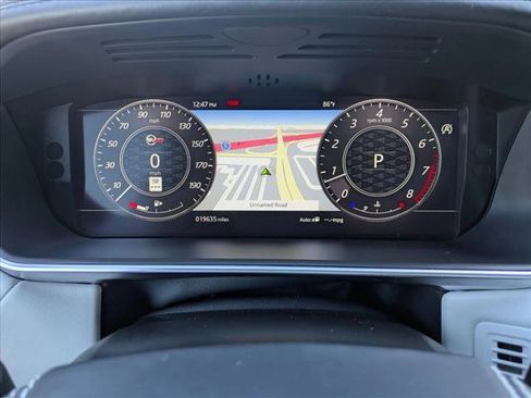 Used 2022 Land Rover Range Rover Sport SVR image 10