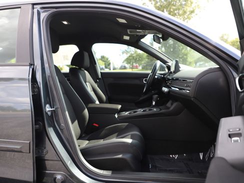 Used 2024 Honda Civic Sport image 10