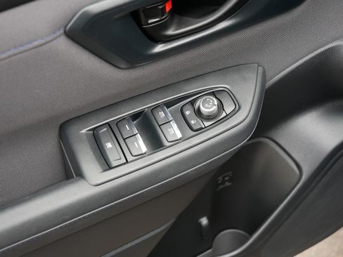 Certified 2025 Subaru Forester Premium AWD/4WD image 19