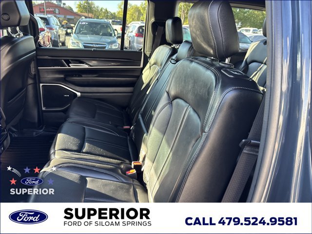 Used 2022 Jeep Wagoneer Series I w/ Convenience Group I AWD/4WD image 14